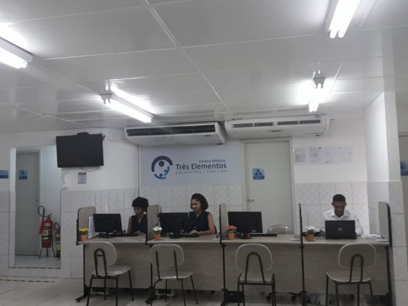 Guichês de atendimento inicial